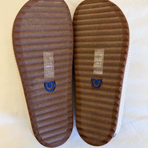 Size 7 - Women's Rothy's Hemp Casual Clogs Coconut - Picture 3 of 4